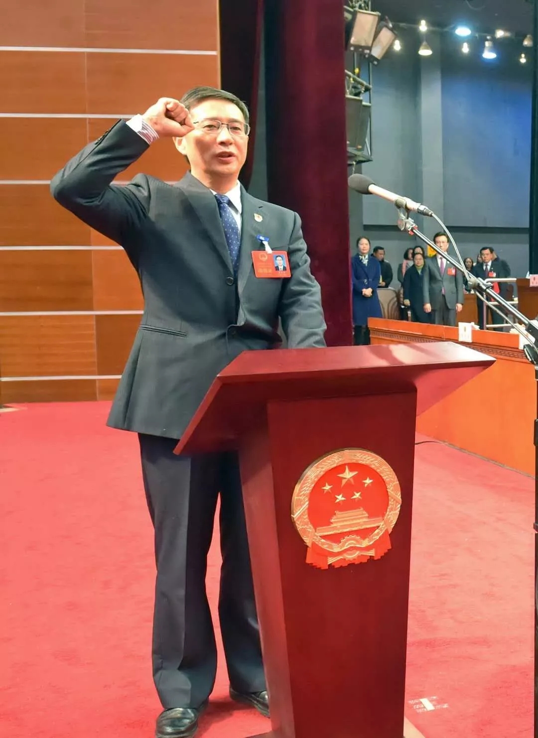 一个个棚户区项目开展得风起云涌；何处