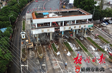 见证梧封一级公路建成