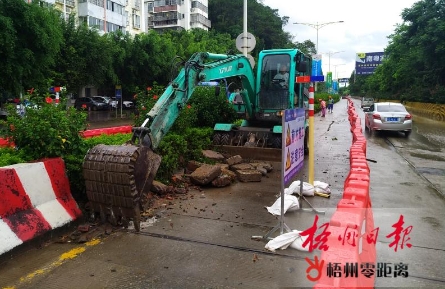 梧封一级路升级改造