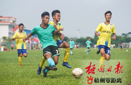 广西青少年男子足球锦标赛开战