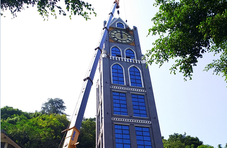 珠山电梯观光塔安装灯带