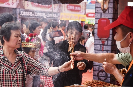 各地美食多 家乡味道“正” 