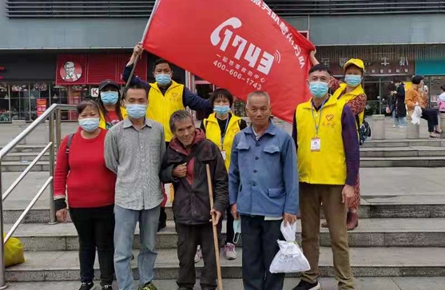 男子流浪他乡三年多 两地网友合力助回家