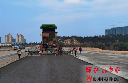 铁路北路古凤段水稳基层开铺