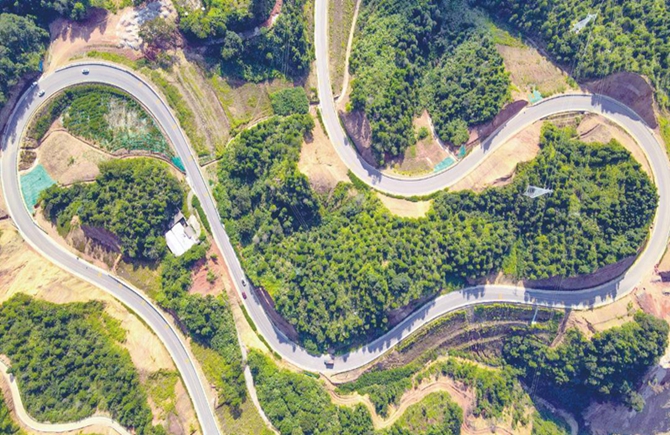 蒙山至金秀公路 全线建成通车