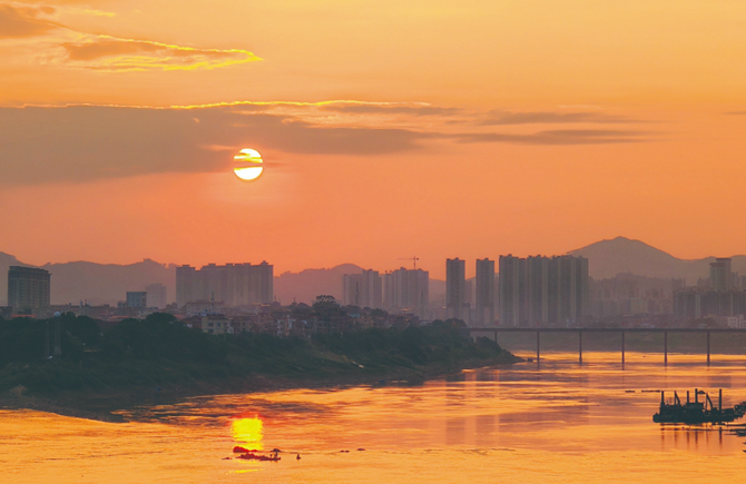 秋赏夕阳晚霞