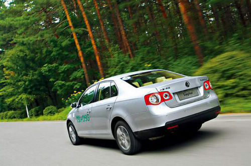 遭遇激情 试驾一汽大众速腾1.4TSI DSG