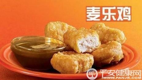 麦乐鸡曝橡胶门 快餐还能否吃出健康来?