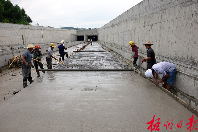 道路桥梁冬季混凝土浇筑施工技术解析